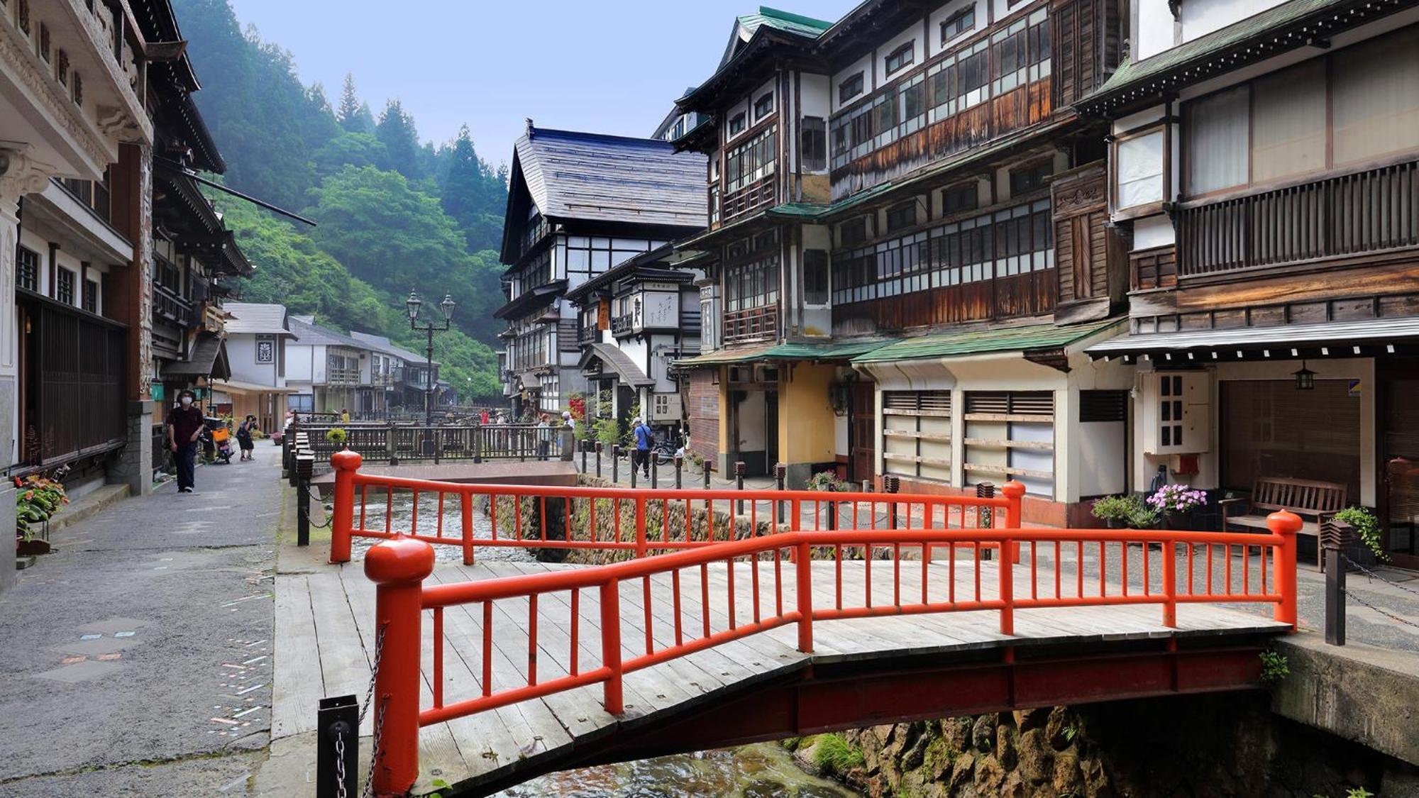 Ginzanso Hotel Obanazawa Bagian luar foto
