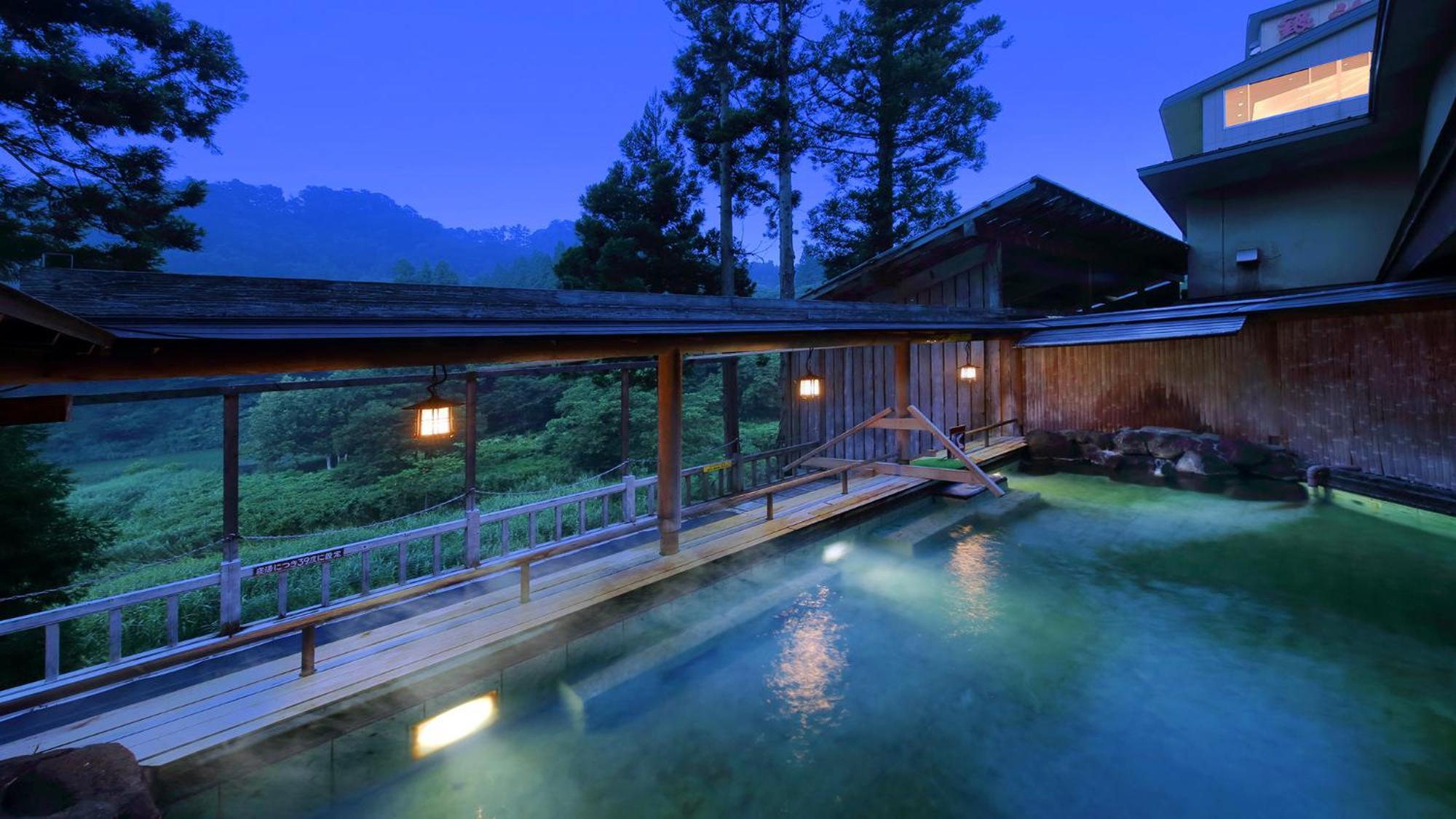 Ginzanso Hotel Obanazawa Bagian luar foto